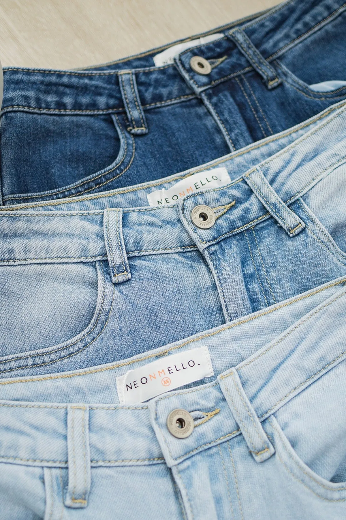 DEBBY BOYFRIEND JEANS IN LIGHT WASH